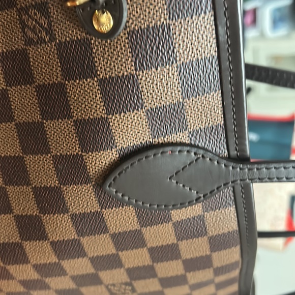 Hello I am selling a Louis Vuitton 2020 Damier Ebene neverfull MM 34512 - Picture 3 of 4